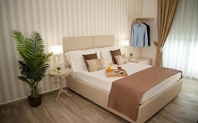 Porta Aragonese Luxury Rooms